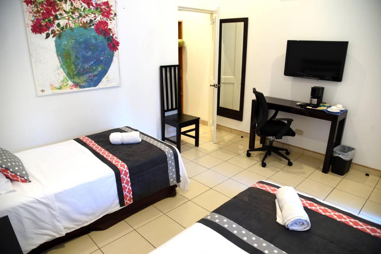 Seis Playas Hotel Tamarindo Ngoại thất bức ảnh